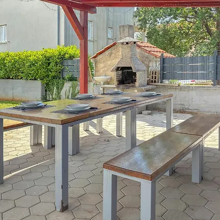 2 Bedroom Beautiful In *