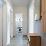 Awesome In With Wifi דירה Čižići